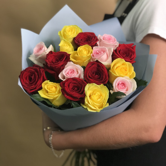 Букет цветов доставка екатеринбург цветков черная роза купить